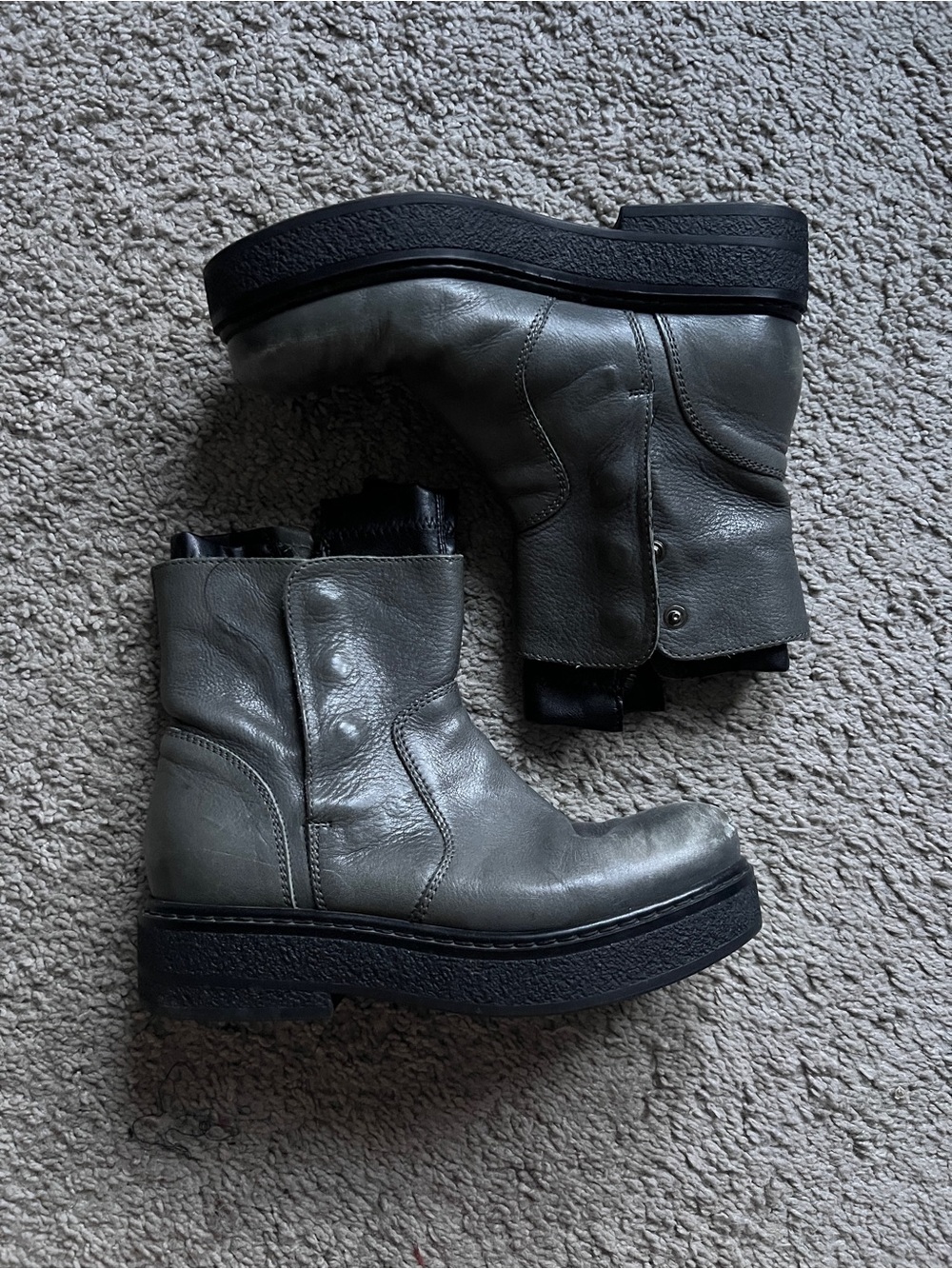 Janet & Janet green gray ankle platform boots size 6.5 (narrow)